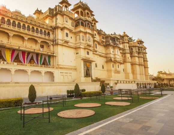 Golden Triangle Tour With Udaipur